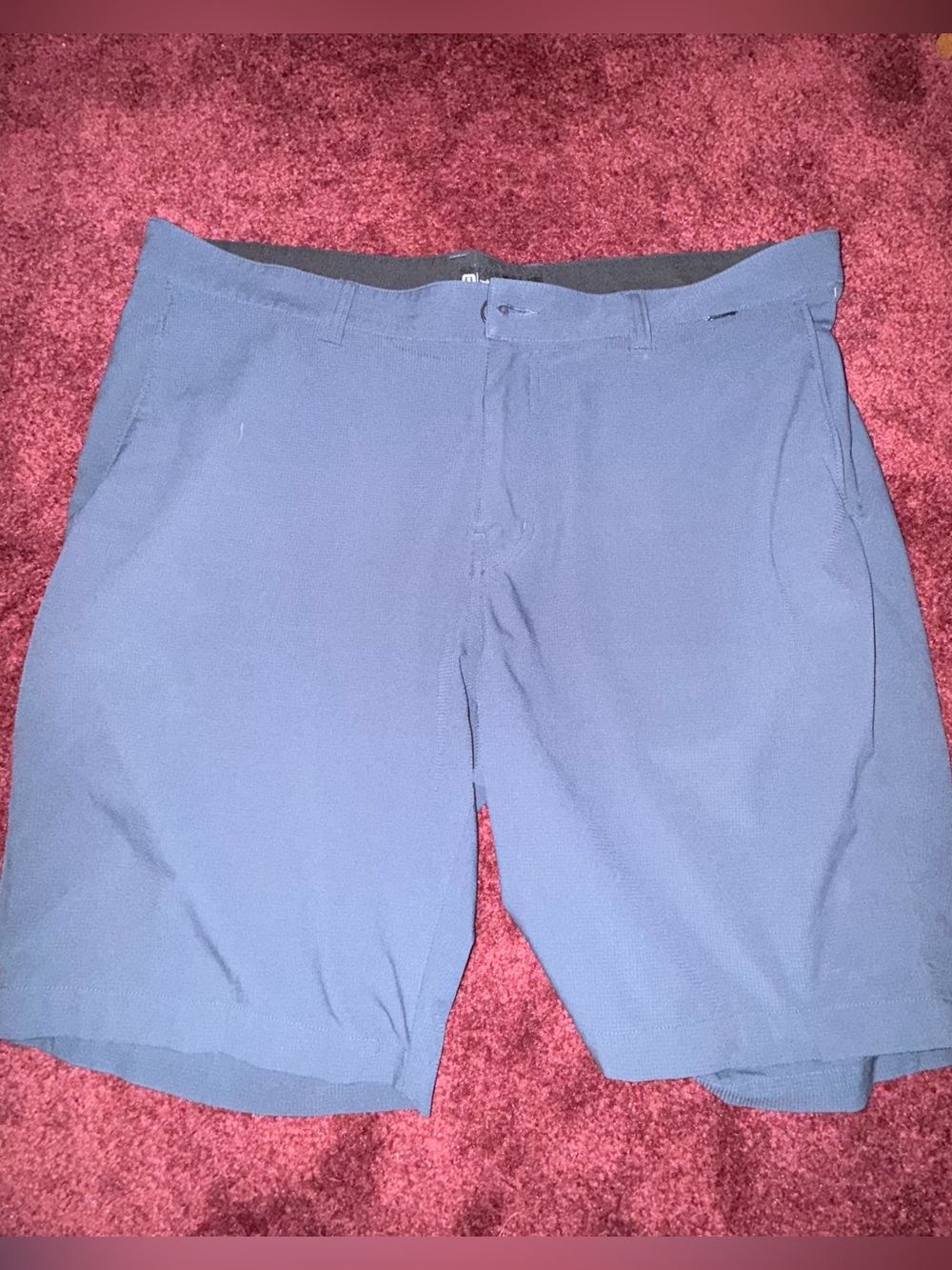 Mens Travis Matthew size 38 9” inseam shorts blue shorts golf casual flat front